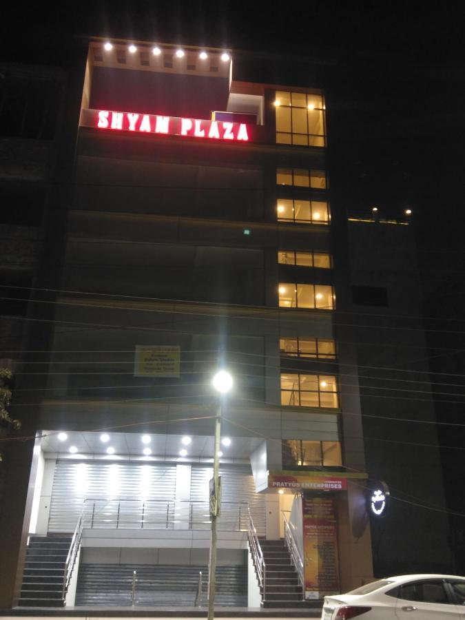 Hashtag Traveler'S Hostel Lucknow Exterior photo